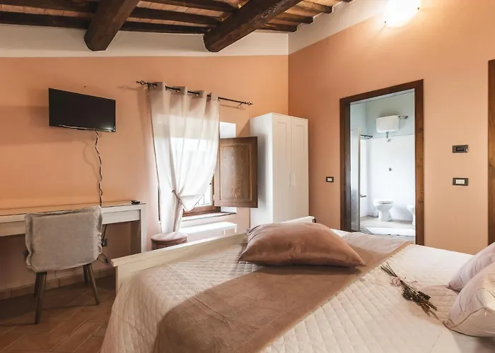 Masseria Del Bosco - Podere Poderuccio * 基安奇安诺泰尔梅